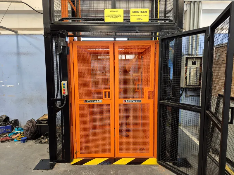 Elevador de Carga Skintech - Eficiência e Segurança