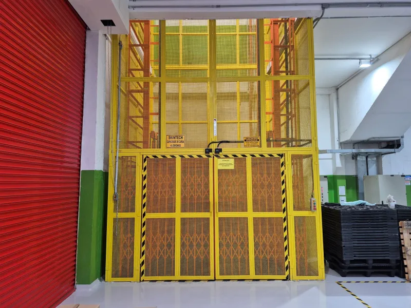 Elevador de Carga Skintech - Eficiência e Segurança