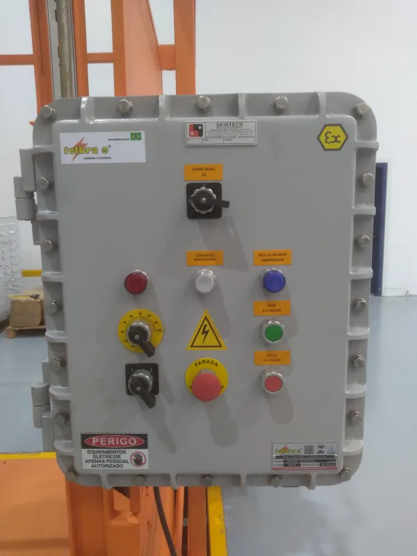 Elevador de Carga Skintech - Eficiência e Segurança