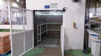 Elevador monta carga a venda